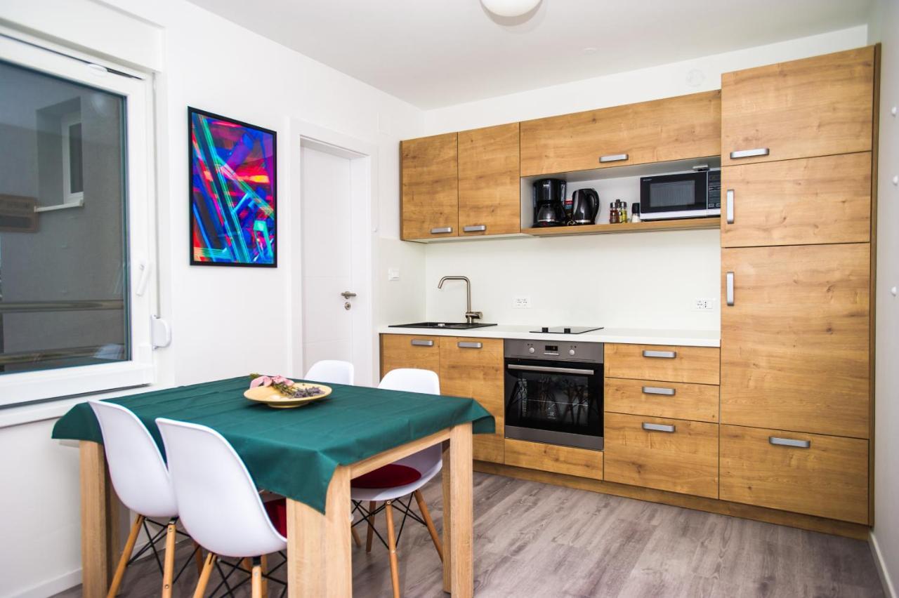 Apartments Jedro Петрчане Екстер'єр фото